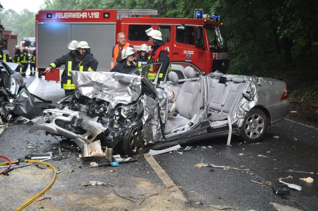 Schwerer VU Leichlingen L294  beide Fahrer verstorben P33.JPG